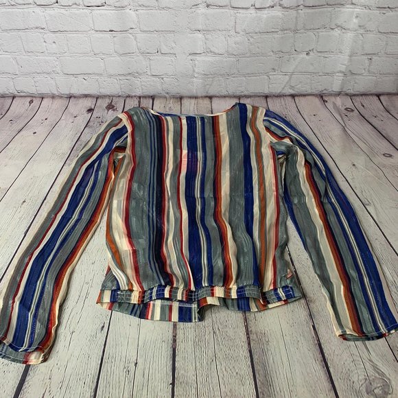 Unique 21 Hero Wrap Around Dipped Hem Shirt - Picture 3 of 4